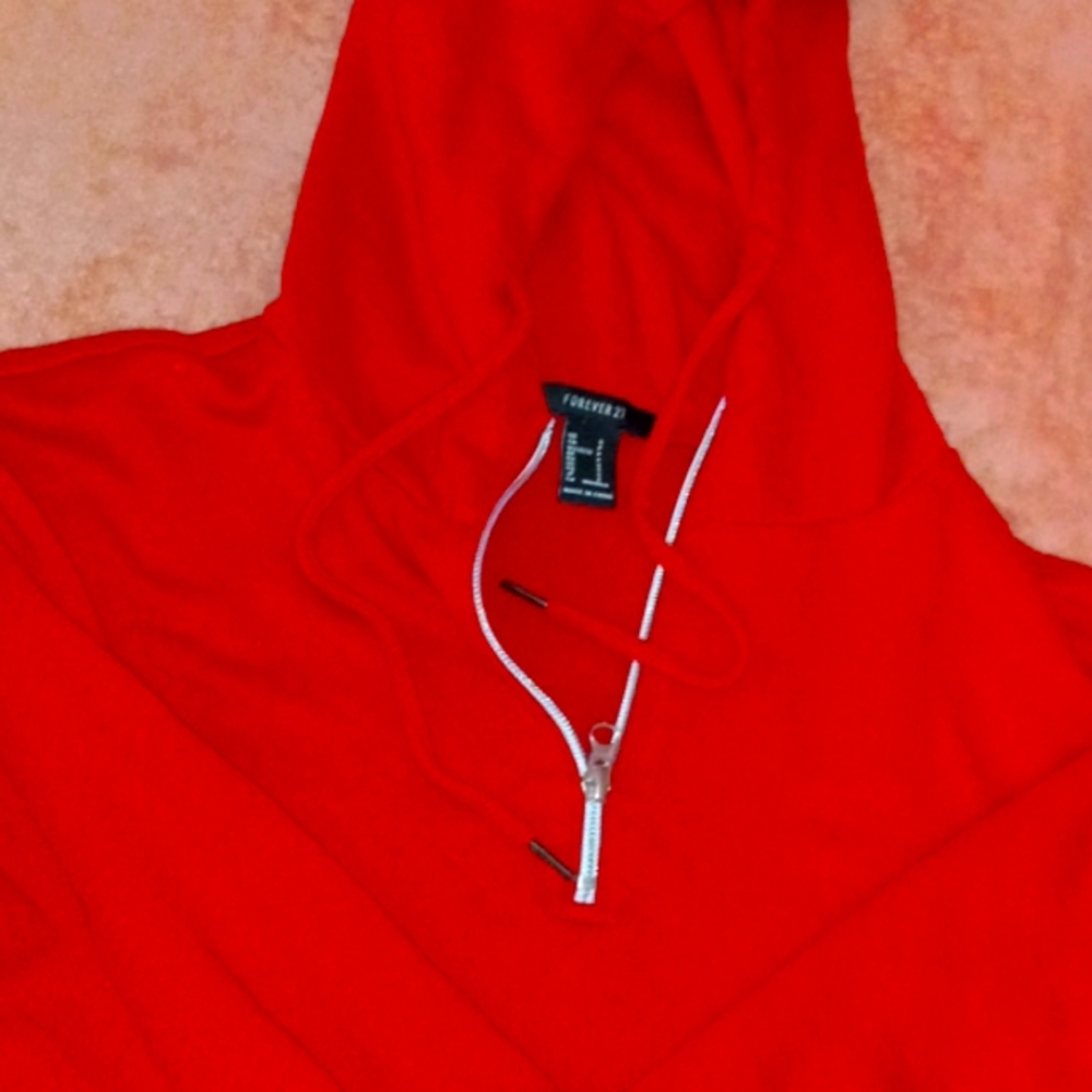 Small red half Hoodie